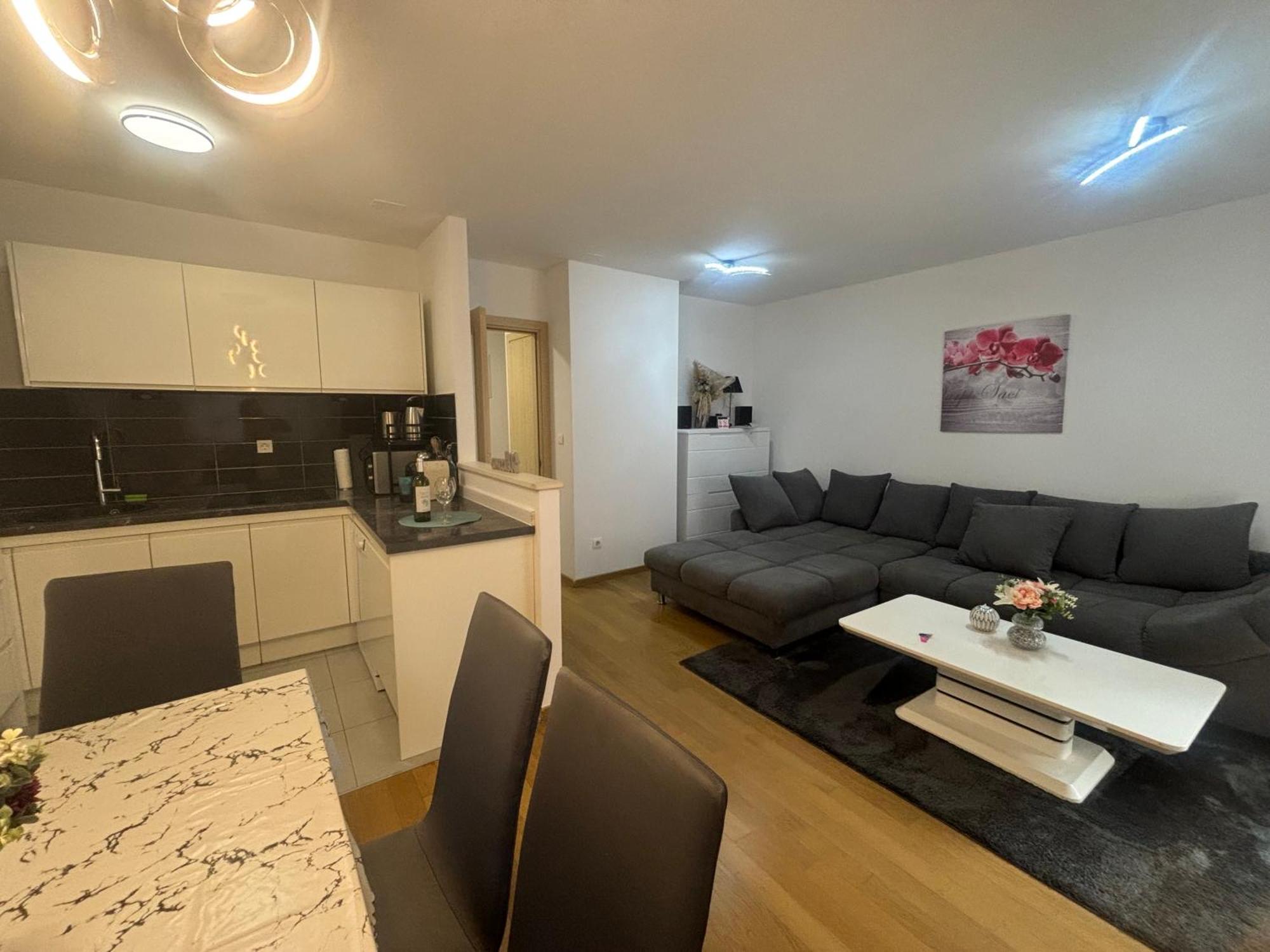 Apartment Dalmatinos Split Znjan Exteriér fotografie