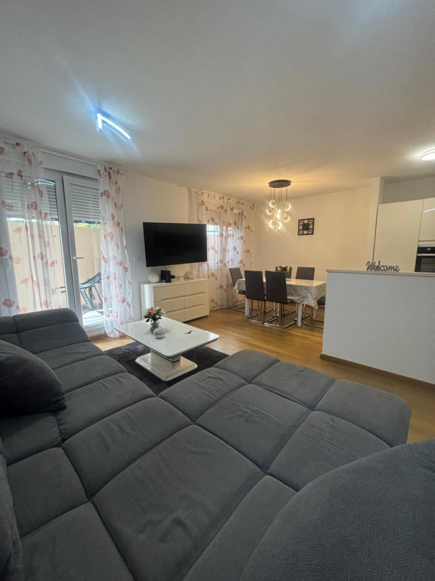 Apartment Dalmatinos Split Znjan Exteriér fotografie